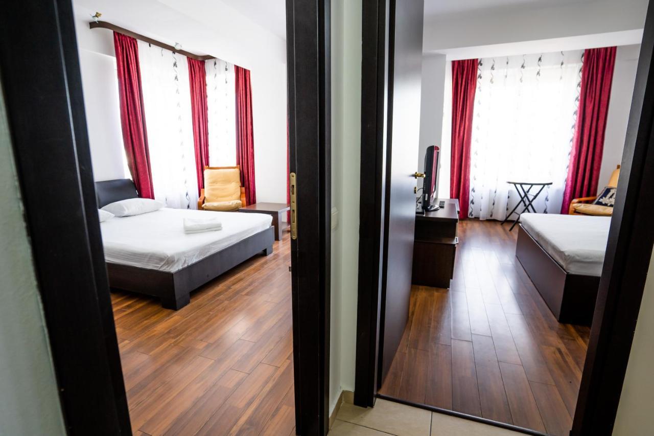 Summerland Relax Apartments Mamaia Esterno foto