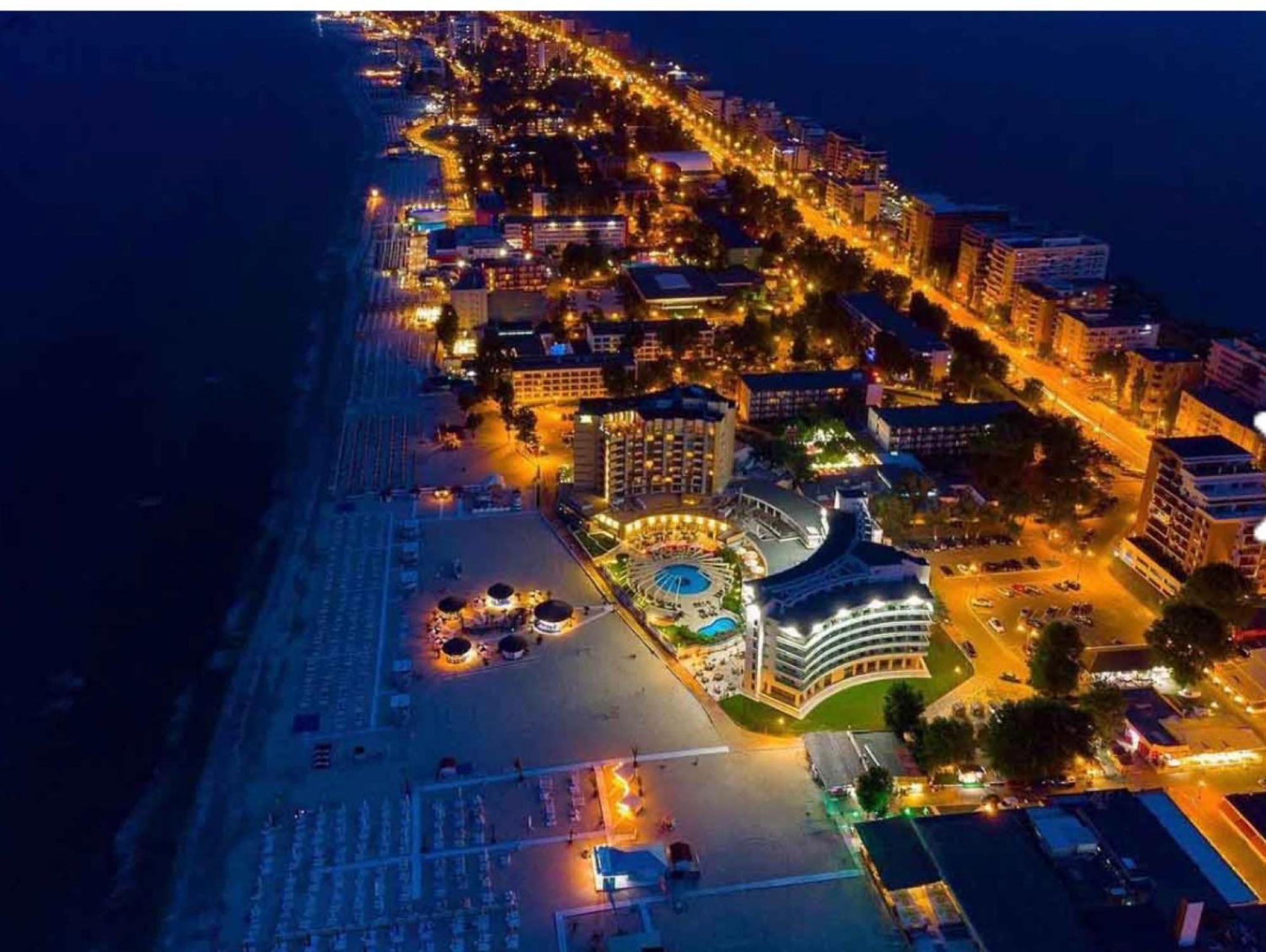 Summerland Relax Apartments Mamaia Esterno foto