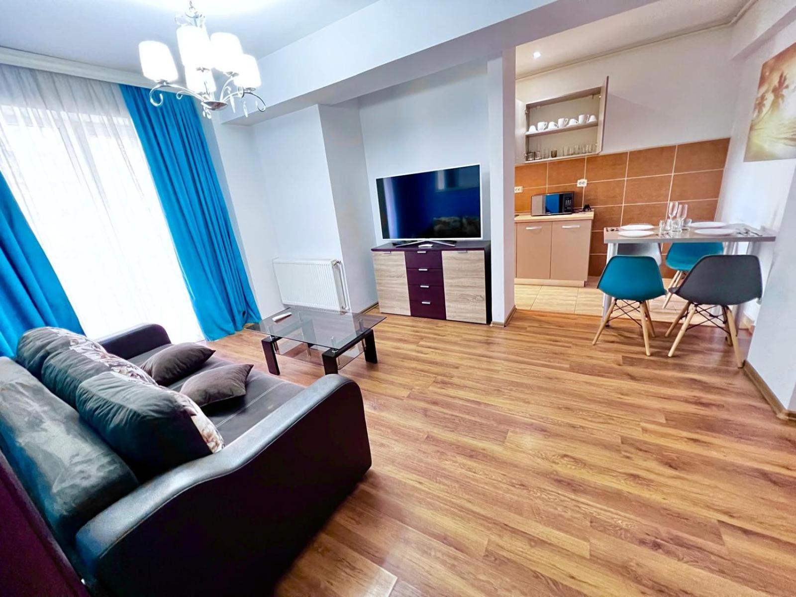 Summerland Relax Apartments Mamaia Esterno foto