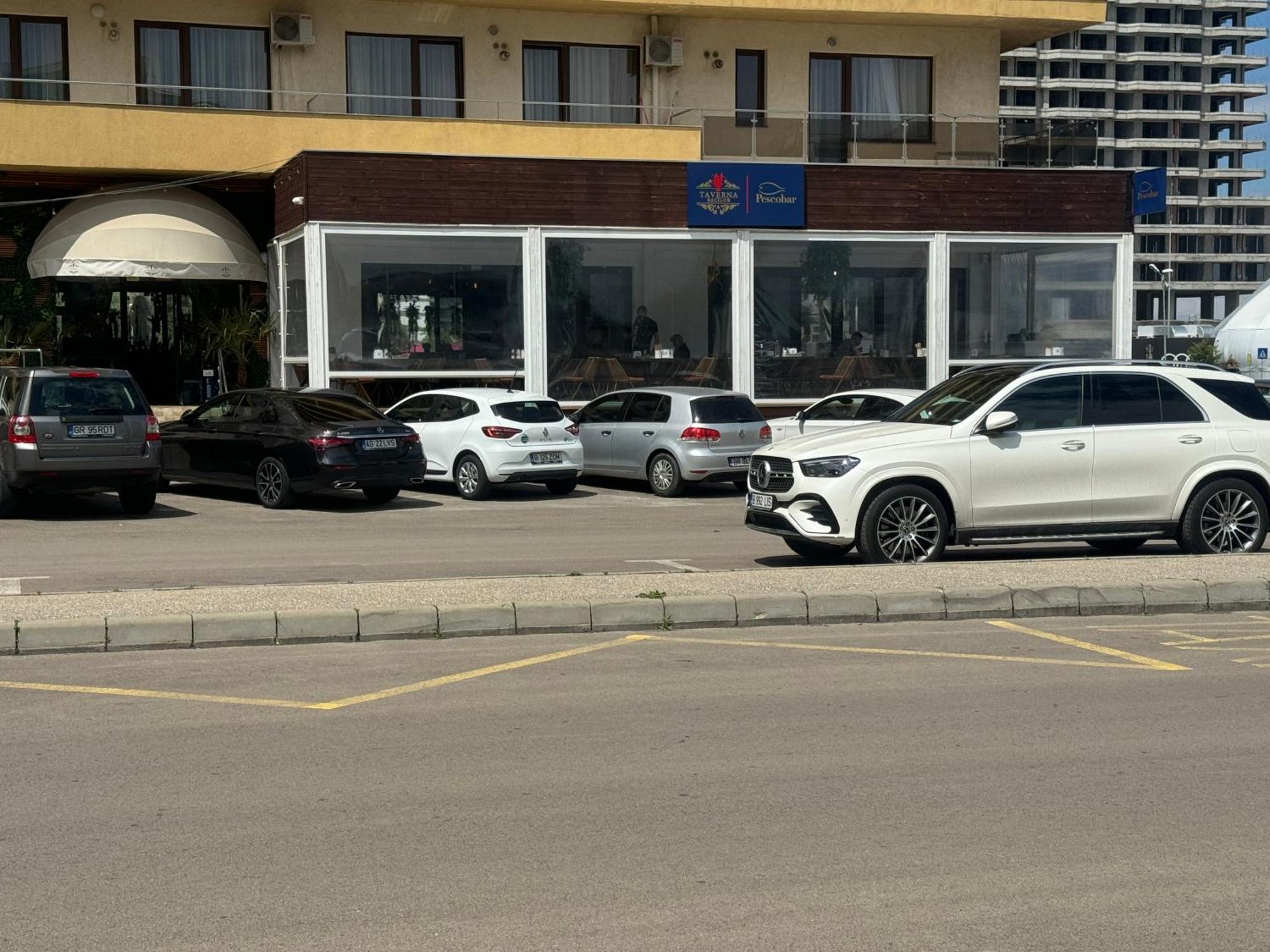 Summerland Relax Apartments Mamaia Esterno foto