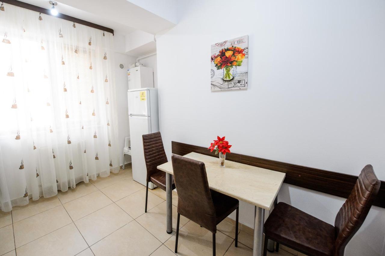Summerland Relax Apartments Mamaia Esterno foto